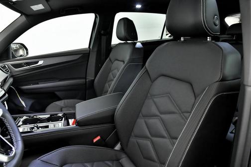 2026 Volkswagen Atlas Cross Sport 2.0T SE w/Technology 4MOTION