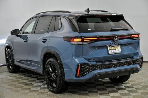 2025 Volkswagen Tiguan 2.0T SE R-Line Black 4MOTION