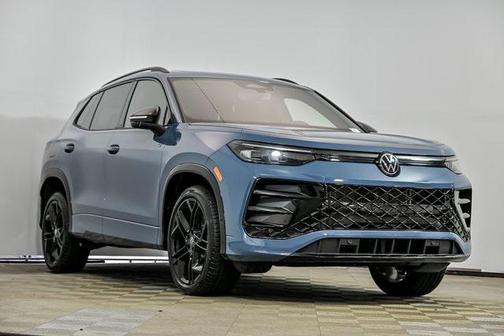 2025 Volkswagen Tiguan 2.0T SE R-Line Black 4MOTION