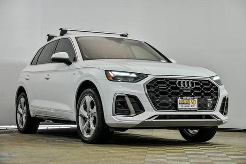 2022 Audi Q5 45 S line Premium Plus