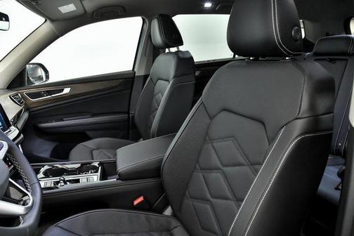 2024 Volkswagen Atlas 2.0T SE w/Technology 4MOTION