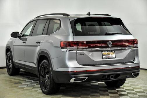 2024 Volkswagen Atlas 2.0T SE w/Technology 4MOTION
