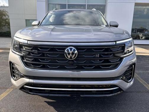 2025 Volkswagen Atlas 2.0T SEL Premium R-Line 4MOTION