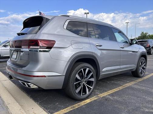 2025 Volkswagen Atlas 2.0T SEL Premium R-Line 4MOTION