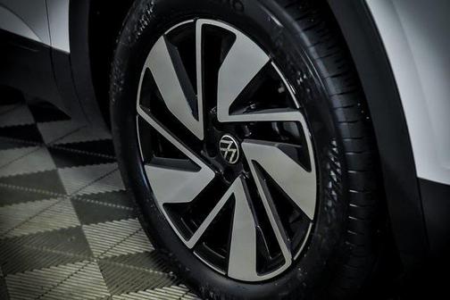 2024 Volkswagen Atlas 2.0T SE w/Technology 4MOTION