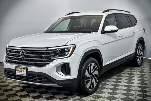 2024 Volkswagen Atlas 2.0T SE w/Technology 4MOTION