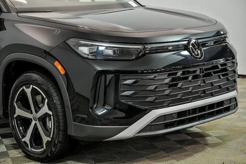 2025 Volkswagen Tiguan 2.0T SE 4MOTION