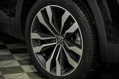 2022 Volkswagen Atlas 3.6L SE w/Technology