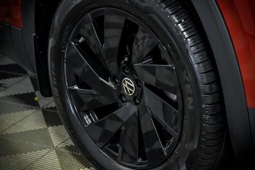 2024 Volkswagen Atlas 2.0T SE w/Technology 4MOTION
