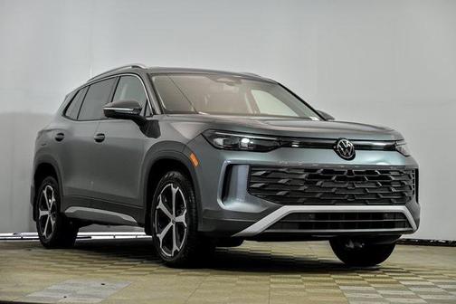 2025 Volkswagen Tiguan 2.0T SE 4MOTION