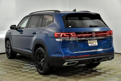 2025 Volkswagen Atlas 2.0T SE w/Technology 4MOTION