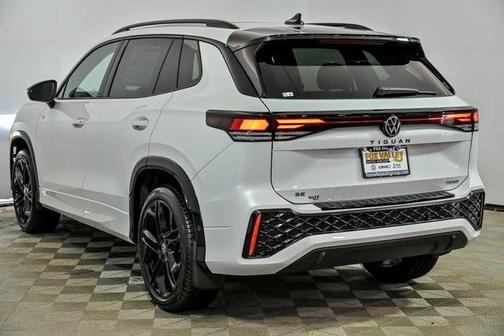 2026 Volkswagen Tiguan 2.0T SE R-Line Black 4MOTION