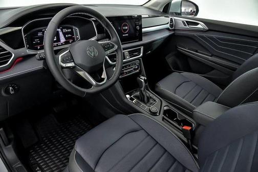 2025 Volkswagen Taos 1.5T SEL
