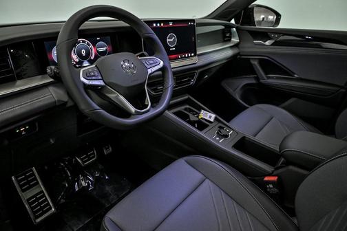 2026 Volkswagen Tiguan 2.0T SE R-Line Black 4MOTION