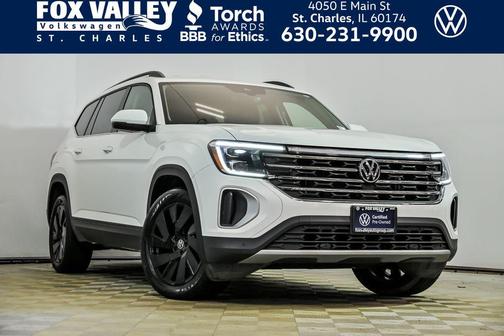 Pure White 2024 Volkswagen Atlas 2.0T SE w/Technology 4MOTION