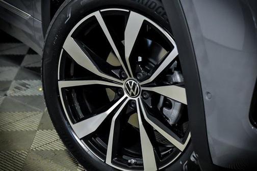 2026 Volkswagen Atlas 2.0T SEL Premium R-Line 4MOTION