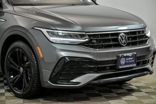 2023 Volkswagen Tiguan 2.0T SE R-Line Black 4MOTION