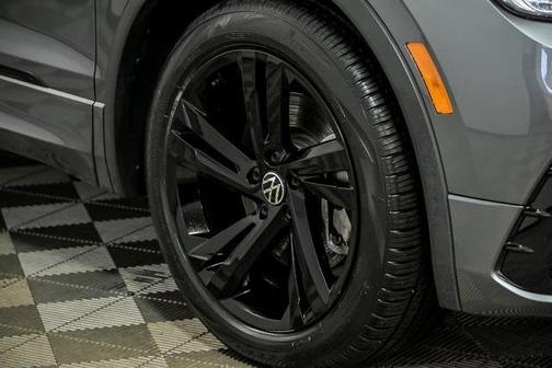 2023 Volkswagen Tiguan 2.0T SE R-Line Black 4MOTION
