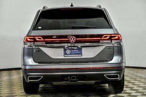 2025 Volkswagen Atlas 2.0T SE w/Technology 4MOTION