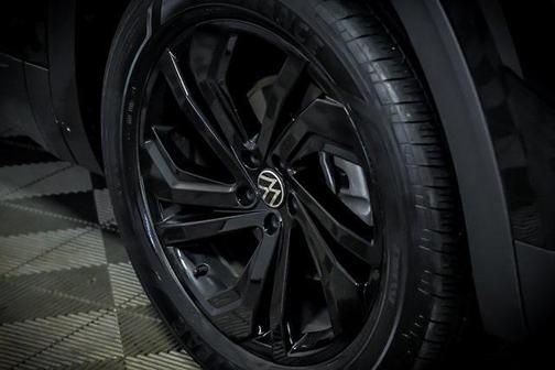 2022 Volkswagen Atlas 3.6L SE w/Technology