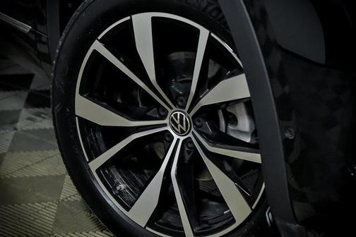 2026 Volkswagen Atlas 2.0T SEL Premium R-Line 4MOTION