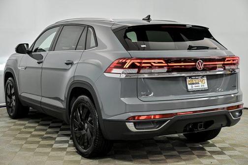 2026 Volkswagen Atlas Cross Sport 2.0T SE w/Technology 4MOTION