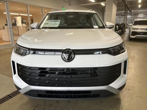 2025 Volkswagen Tiguan 2.0T SE 4MOTION