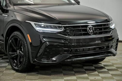 2024 Volkswagen Tiguan 2.0T SE R-Line Black 4MOTION