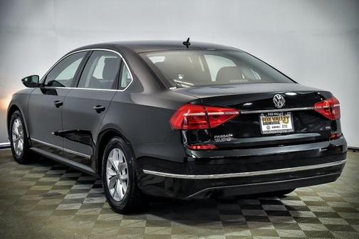 2016 Volkswagen Passat 1.8T S