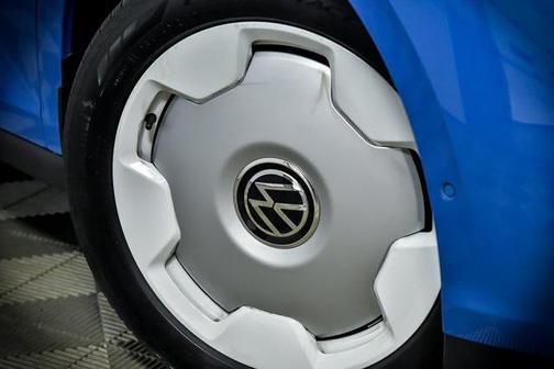 2025 Volkswagen ID. Buzz 1st Edition with 4MOTION