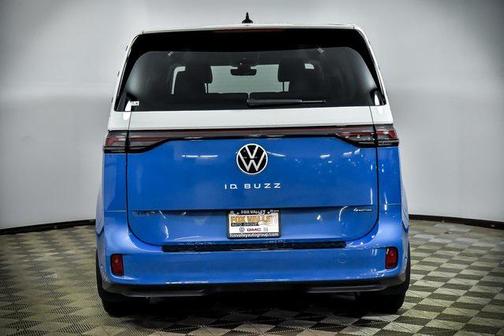 2025 Volkswagen ID. Buzz 1st Edition with 4MOTION
