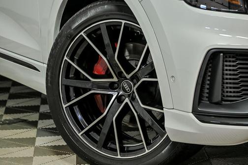 Carrara White 2023 Audi Q8 55 Premium Plus