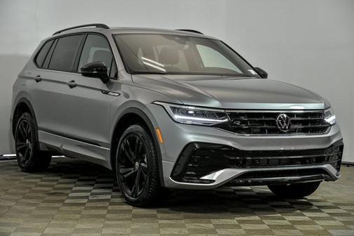 2024 Volkswagen Tiguan 2.0T SE R-Line Black 4MOTION