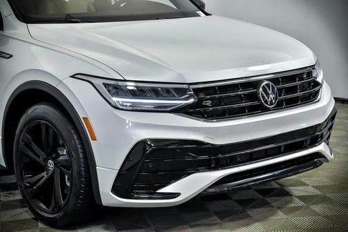 2023 Volkswagen Tiguan 2.0T SE R-Line Black 4MOTION