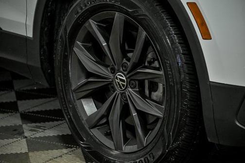 2022 Volkswagen Tiguan 2.0T SE 4MOTION