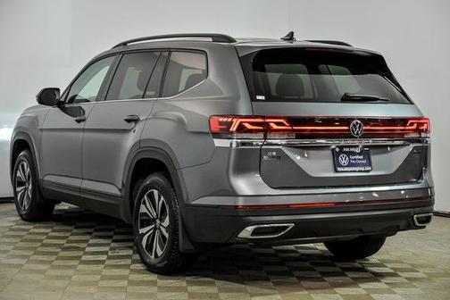 2024 Volkswagen Atlas 2.0T SE