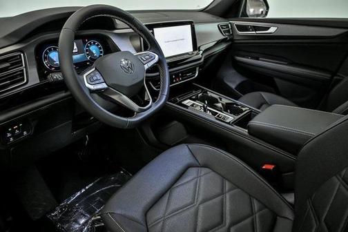 2026 Volkswagen Atlas Cross Sport 2.0T SE w/Technology 4MOTION