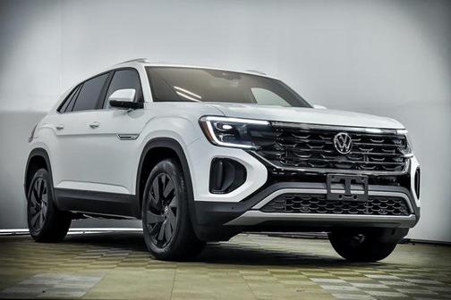 2025 Volkswagen Atlas Cross Sport 2.0T SE w/Technology 4MOTION