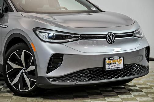Silver Mist Metallic 2023 Volkswagen ID.4 Pro S