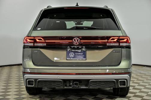 Avocado Green Pearl 2025 Volkswagen Atlas 2.0T Peak Edition