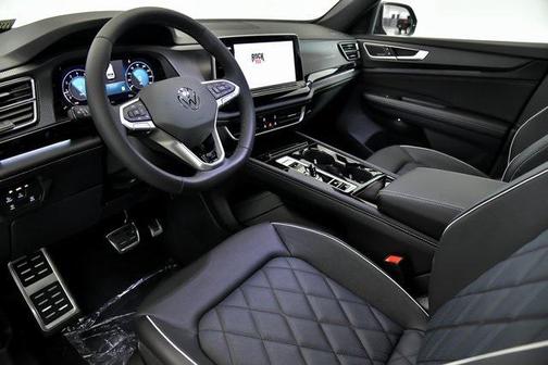 2026 Volkswagen Atlas Cross Sport 2.0T SEL Premium