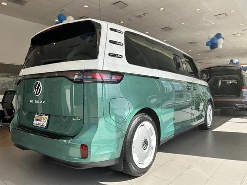 2025 Volkswagen ID. Buzz 1st Edition with 4MOTION