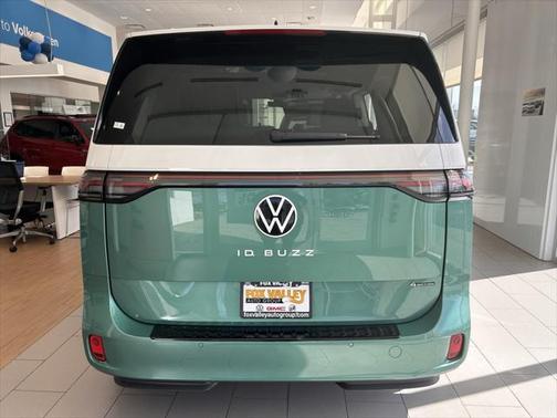 2025 Volkswagen ID. Buzz 1st Edition with 4MOTION