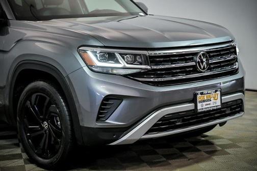 2023 Volkswagen Atlas 3.6L SE w/Technology