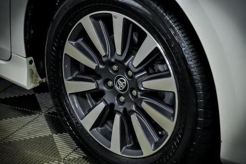 2019 Toyota Sienna XLE