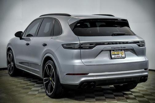 2020 Porsche Cayenne Turbo