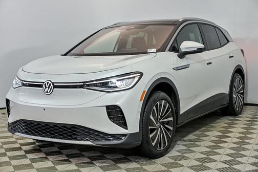 Opal White 2023 Volkswagen ID.4 Pro S Plus