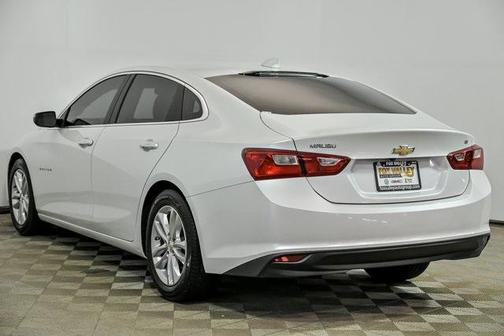 2017 Chevrolet Malibu 1LT