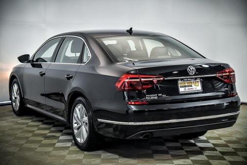 2018 Volkswagen Passat 2.0T SE