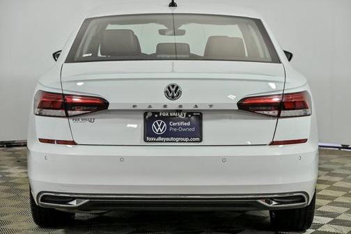 2022 Volkswagen Passat 2.0T Limited Edition
